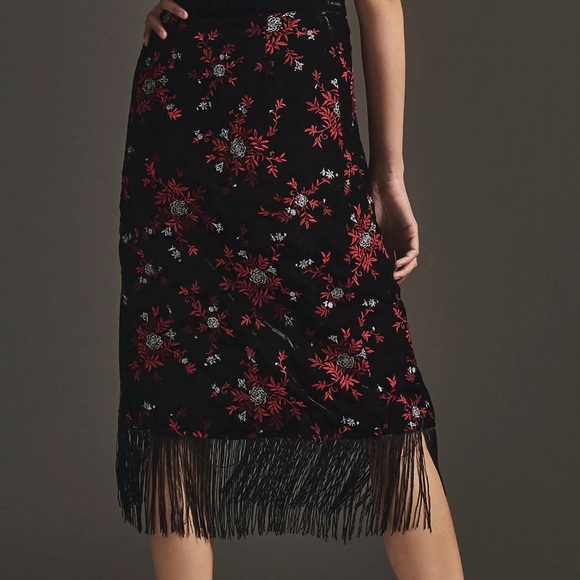 NWT Anthropologie Maeve Velvet Embroidered Fringe Skirt Black Red Silver - Picture 2 of 6